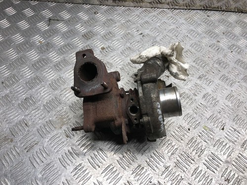 Opel Vivaro 2012 Diesel 84kW Turbo 8200466021 DRA66641