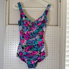 Vintage Maxine of Hollywood Swimsuit Women's 12 Floral Ruched Built-In Bra Beach