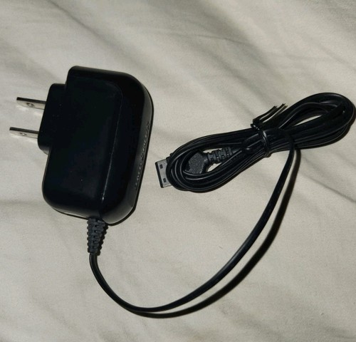 Original Samsung model ETA3S30JBE AC Adapter