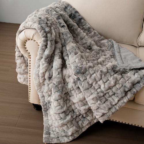 50x60" Faux Fur Throw, super soft, Machine Washable - Picture 11 of 24