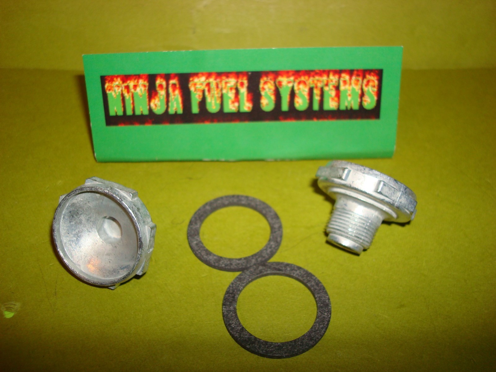 PAIR OF POWER VALVE PLUG W/ GASKETS FOR HOLLEY BG DEMON CARBURETOR 650