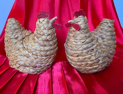 Set of 2 Chicken Farm House Decor Braided Woven Straw Rooster Easter Figurines