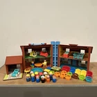 Vtg 1980 Fisher Price Little People Tudor Doll House Cottage #952 w/Accessories!