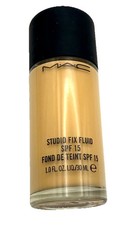 MAC Studio Fix Fluid Foundation SPF 15 30ml NC20 Full High Coverage Matte Finish