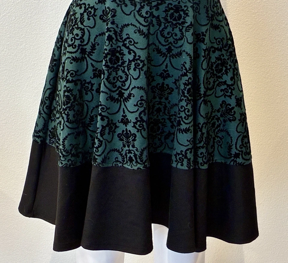Vintage Mystic Fit Flare Dress M Green Velvet Burnout Fairy 90s Y2K Whimsigoth - Image 3 of 4