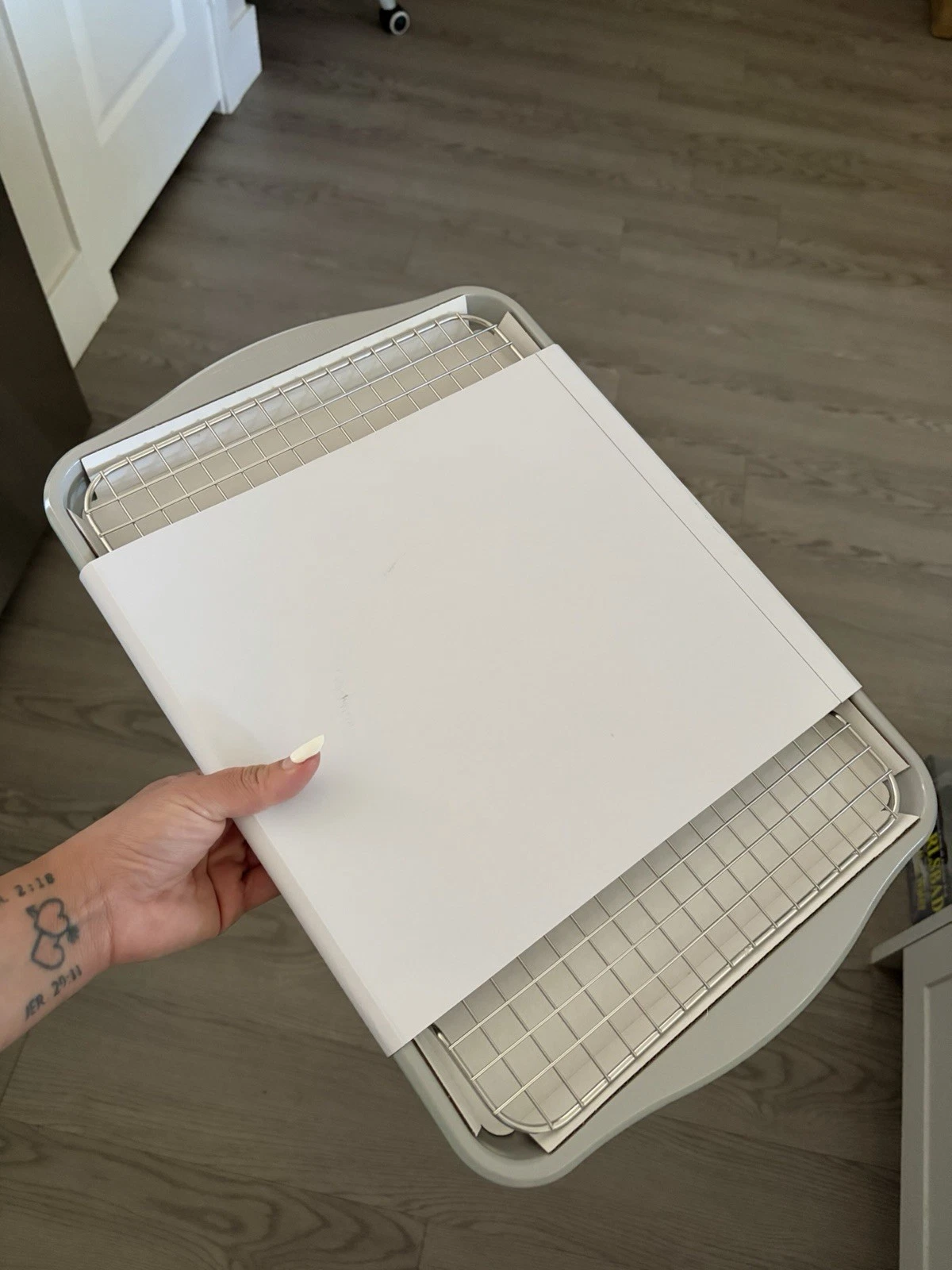The pioneer woman teal baking sheet