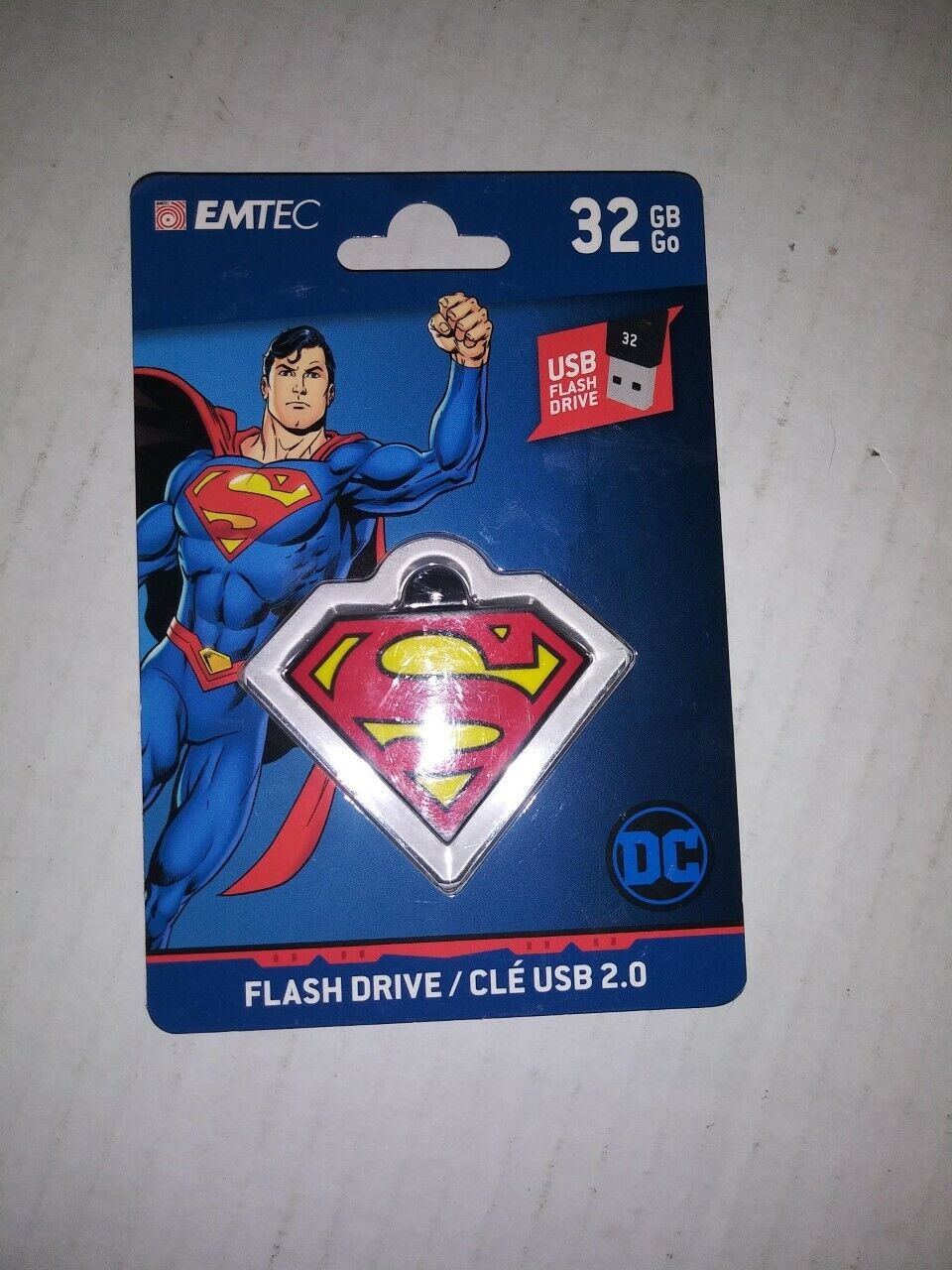 NEW Emtec 32GB DC Comics SUPERMAN USB Flash Drive
