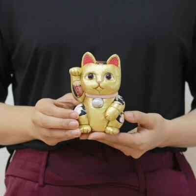 Edo Kimekomi Lucky Cat Gold by Kakinuma Puppe Japan Feng Shui Maneki Neko