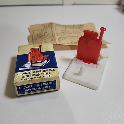 Vintage Automatic Needle Threader With Thread Cutter In Original Box (Cracked)