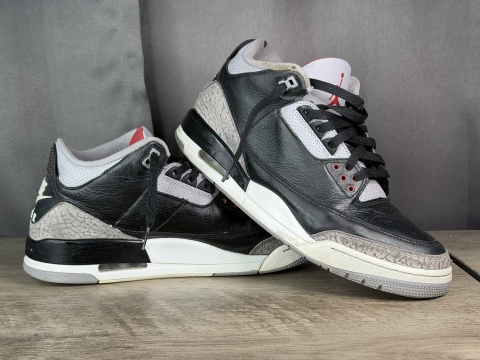 Talla 10.5 - Jordan 3 Retro OG Medio Negro Cemento (854262-001) Foto 4 de 4