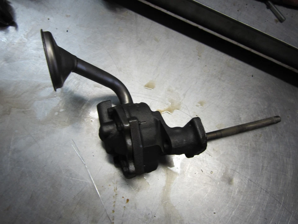 Bomba de aceite del motor para 91-93 Chevrolet K3500 7,4 Foto 2 de 4