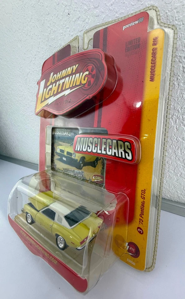Johnny Lightning Musclecars "1973 Pontiac GTO" 1:64 Diecast. R16 - Image 3 of 4