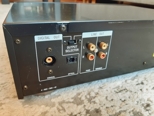 Sony CDP-227ESD (TDA1541R x 2 ) CD Player - Picture 10 of 14