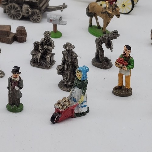 Miniature Pewter Figurines Some Raw & Some Painted Wagons People Trees - Picture 3 of 11