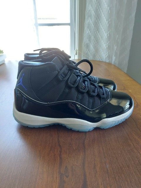 jordan 11 space jam size 8