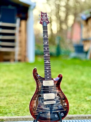 PRS Hollowbody II Piezo in Charcoal Cherry Burst - Neu 