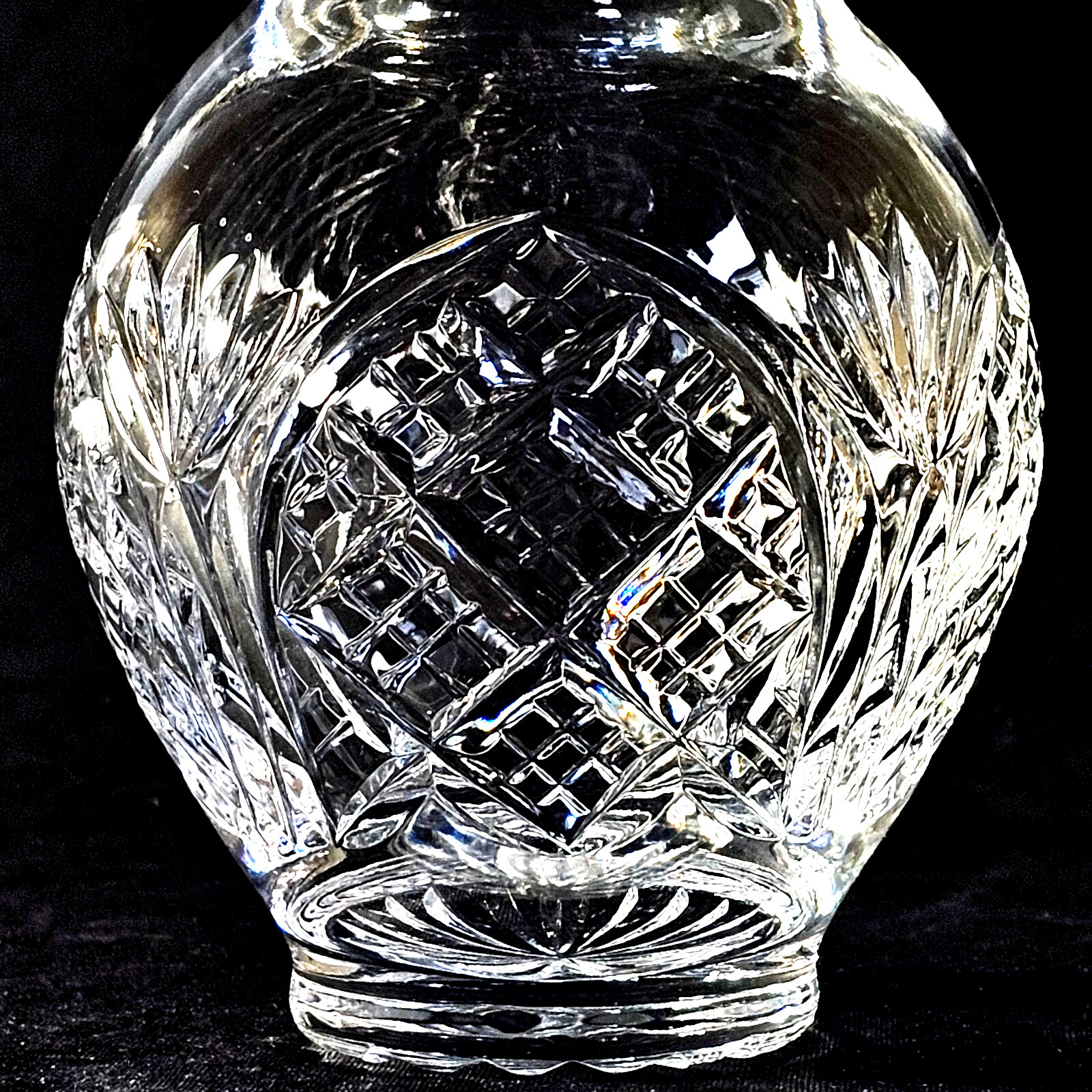 TIPPERARY CATHEDRAL SUITE VASE, Cut Lead Crystal, 5", Made in Ireland