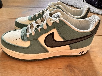 Nike Air Force 1 Low Top Herren Sneaker grün/weiß/schwarz EU 38 gepolstert
