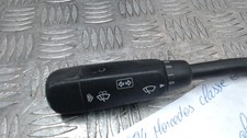Commodo Mercedes 210