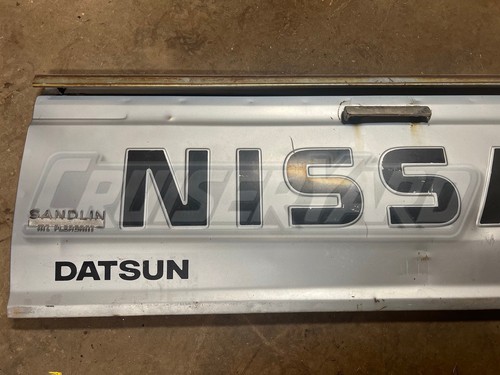 Nissan Datsun 720 Pickup Rear Tailgate King Cab