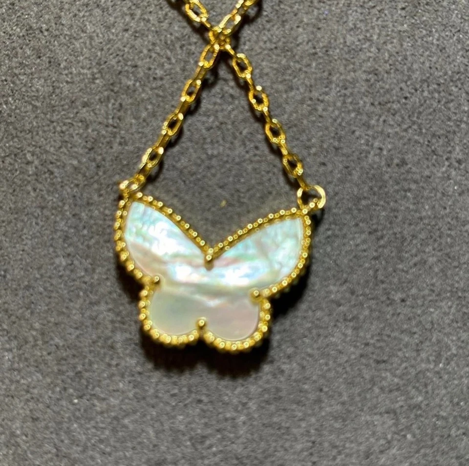 Butterfly Necklace, Large Pendant, 18k Yellow Gold, White Mother of Pearl, New - Image 3 of 4