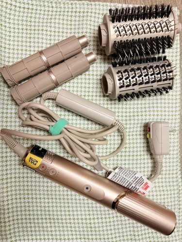 Shark Brush Dryer Hair Styler 1.25in Barrel w/ Diffuser Attachments Gold