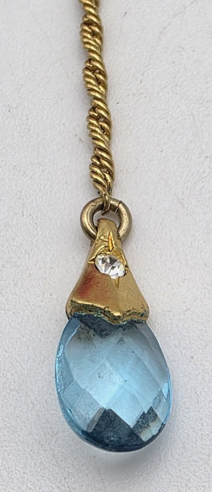 Collar Colgante Lágrima Circonita Azul Tono Dorado Y Lariat 21" Ajustable Avon BW Foto 2 de 4
