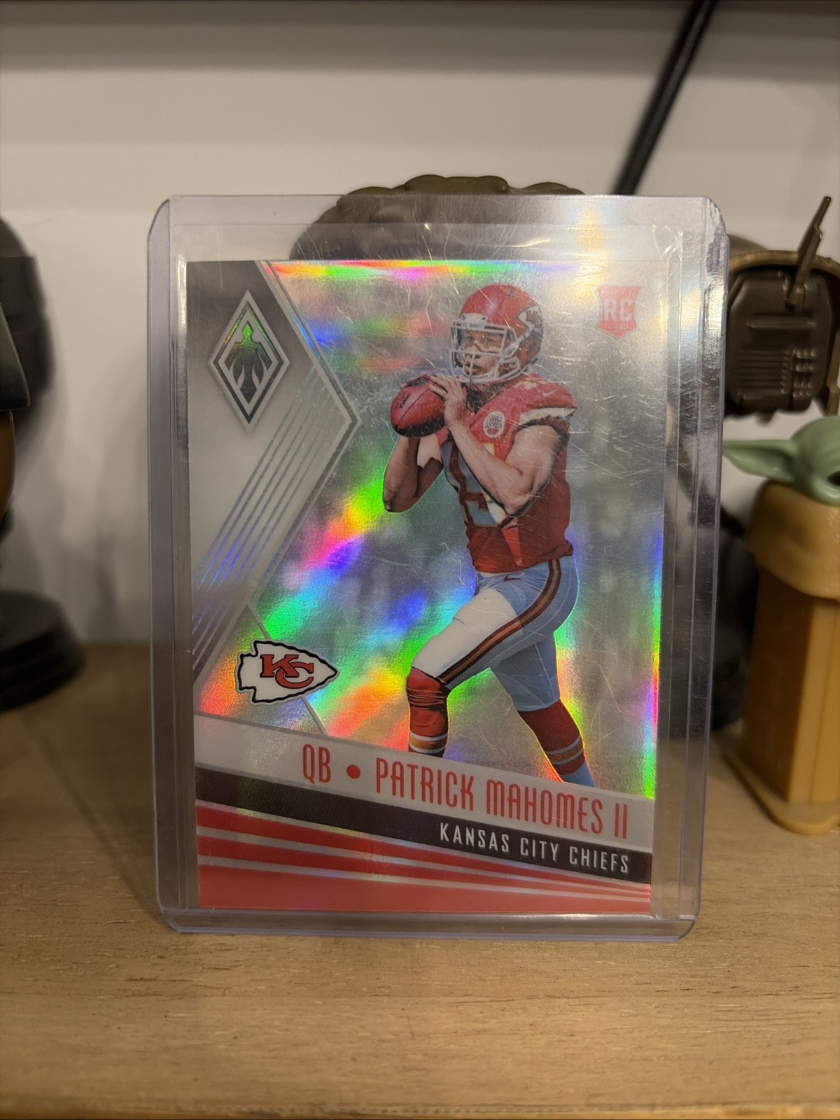 2017 Panini Phoenix Patrick Mahomes II #104 (RC)