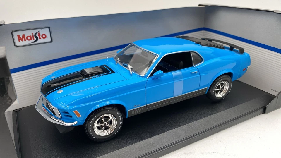 MAI31453 Maisto Ford Mustang Mach 1 1970 1/18 - Immagine 2 di 4