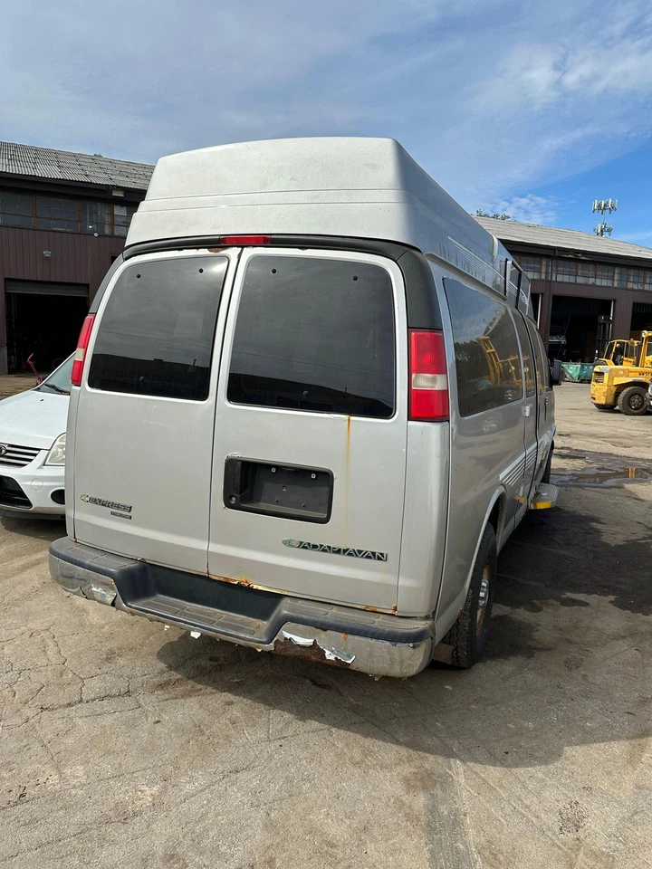 10 11 12 13 14 15 16 CHEVY EXPRESS 3500 Air Conditioning AC Compressor - Image 4 of 4