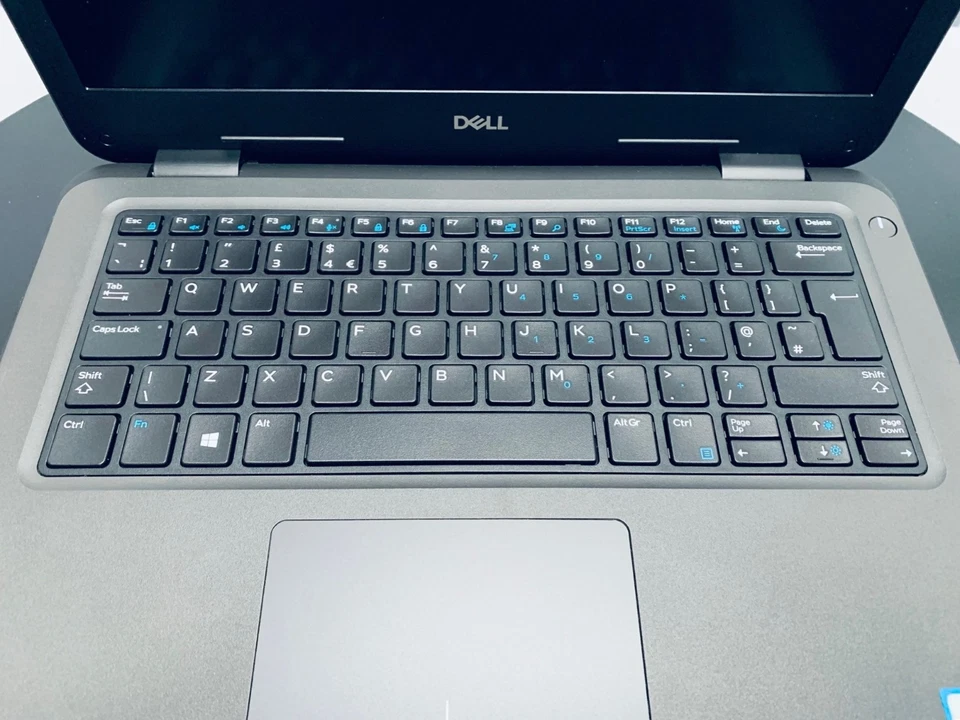 Dell Latitude 3310 · i5-8265U · 8GB · 2TB, photo 4 of 5