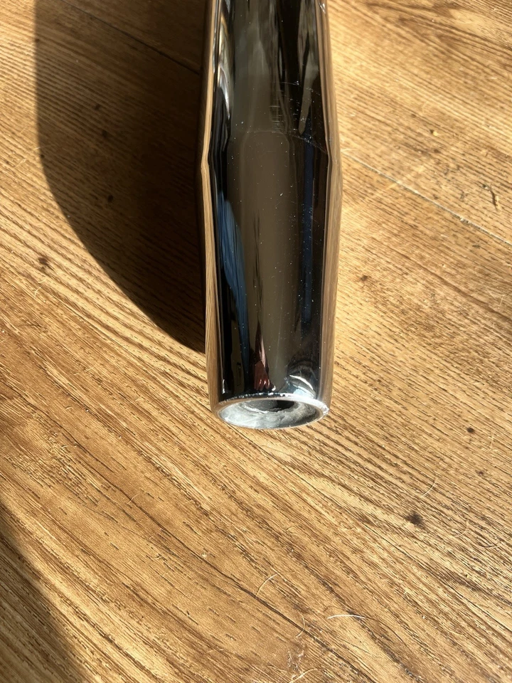 Triumph Bonneville America Speedmaster L/R Exhausts Part No 2202702 Genuine - Image 3 of 4