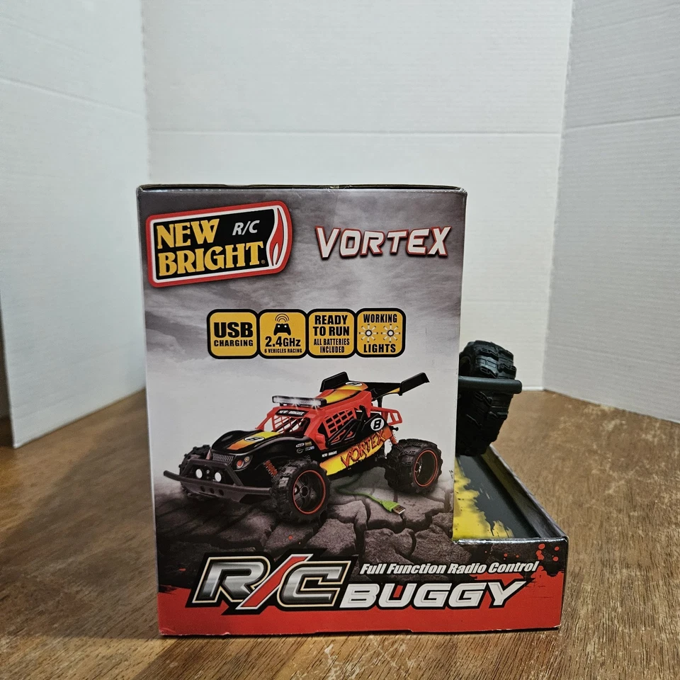 全新亮遥控全功能 USB 越野车 - 涩涡黑色/红色 黄色 全新 1: 14 比例 — 第 2/4 张图片