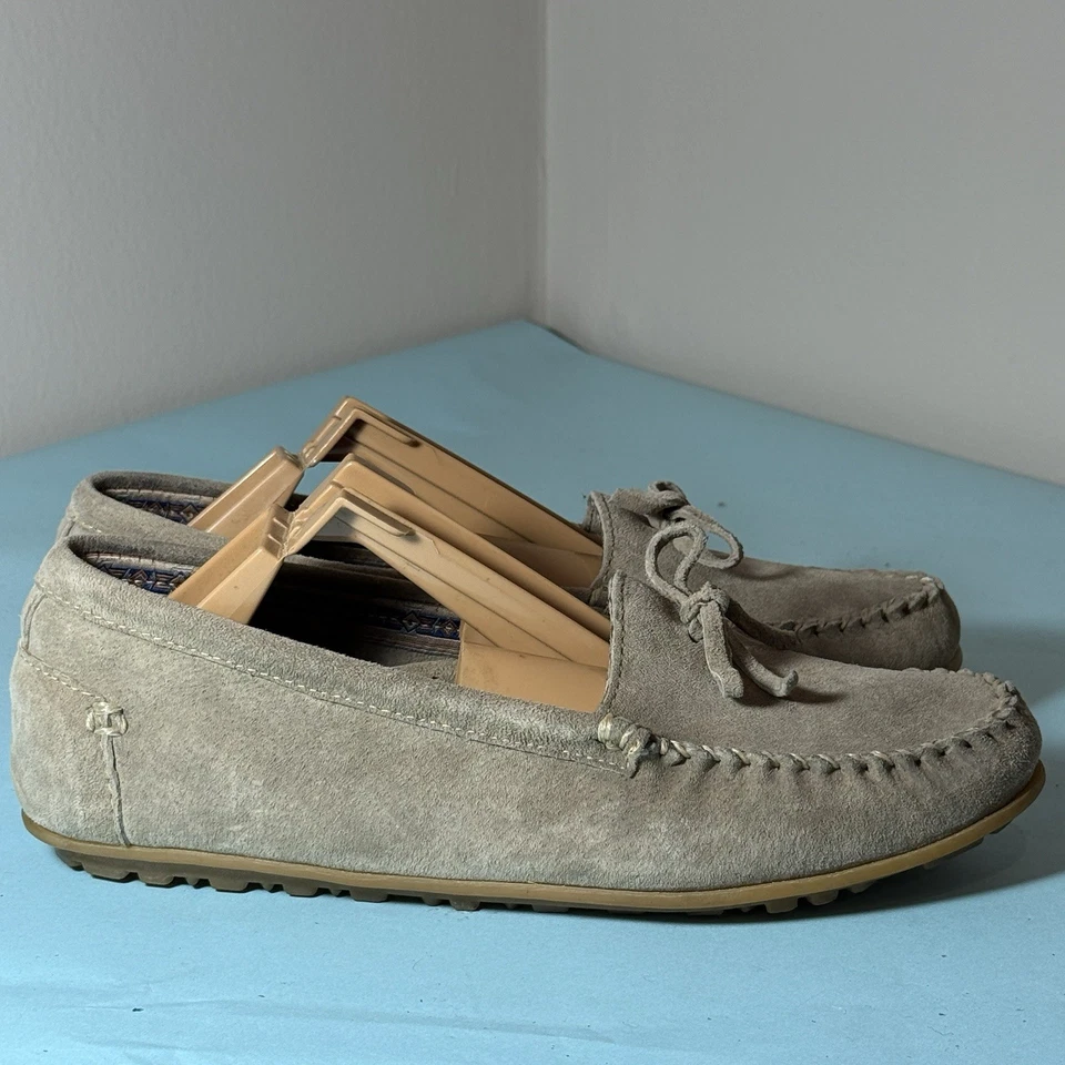 L.L. BEAN Womens Suede Nubuck Loafer Flat Moccasins Beige Size 7,5 M - Image 2 of 4