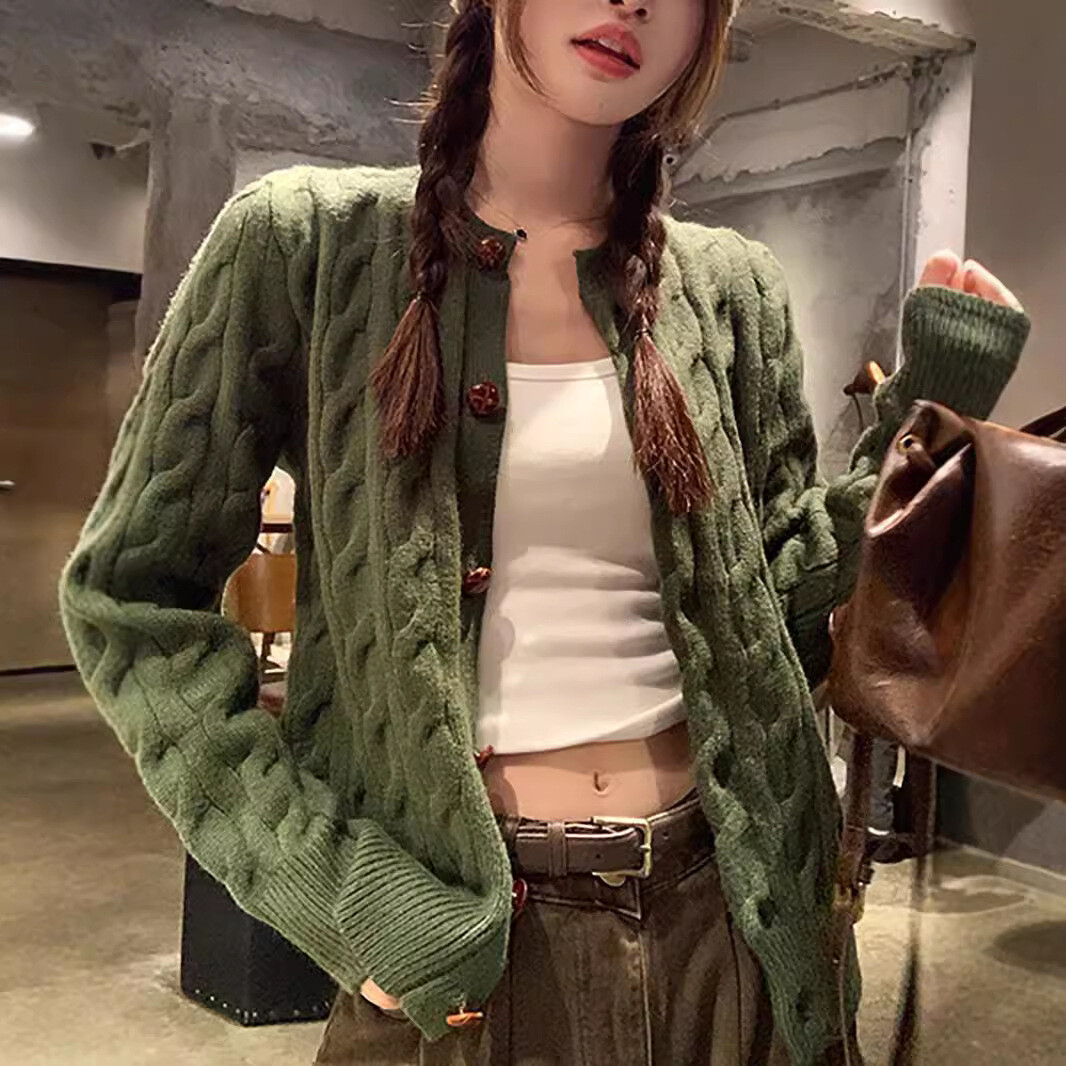New Retro Sweater Jacket Women's Knitted Button Slim Fit Thicken Cardigan Tops