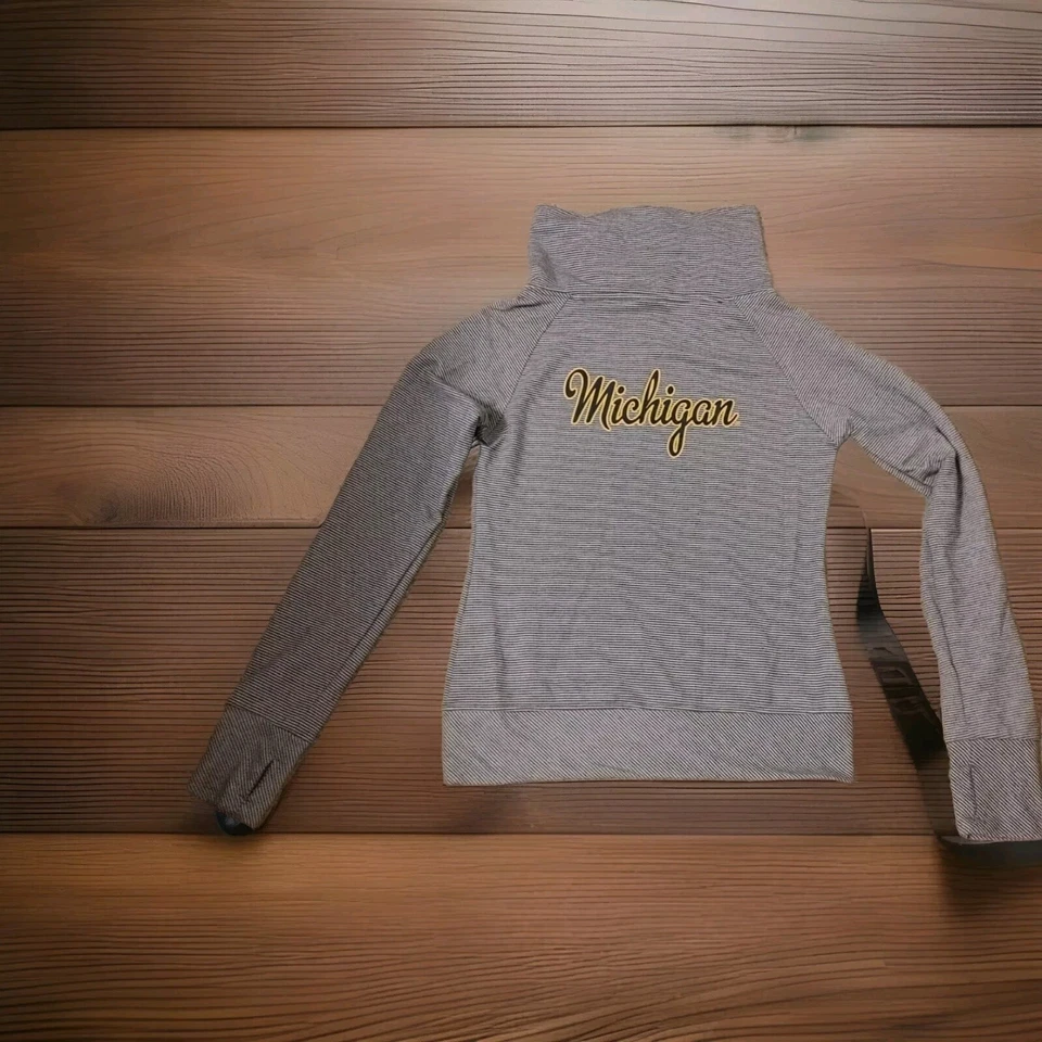 Coliseo Michigan Sudadera Chaqueta Cremallera Bolsillos Frontales Mangas Largas Logo Mediana Foto 3 de 4