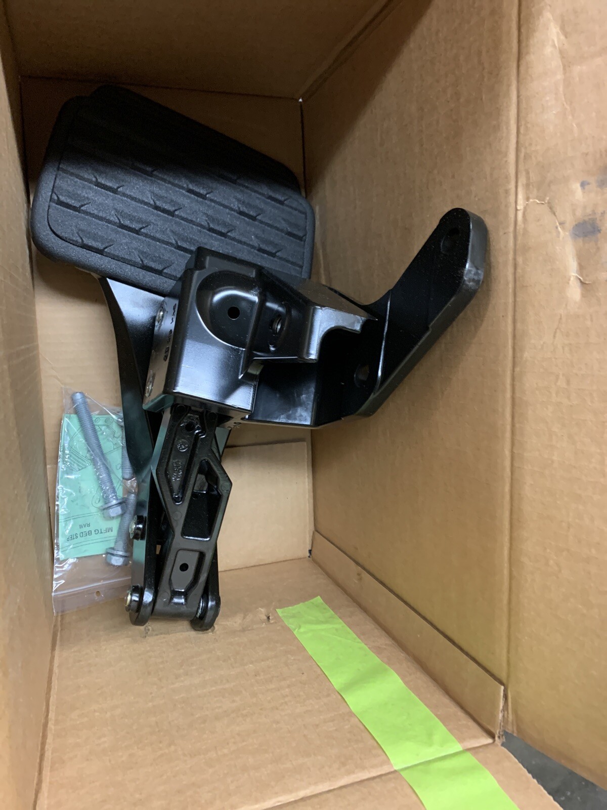 Mopar Bed Step For 20202024 Ram 1500 With Multifunction Tailgate