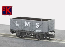 Peco NR-41M - 7 Plank Mineral Wagon - LMS Light Grey 'N' Gauge - Tracked 48 Post