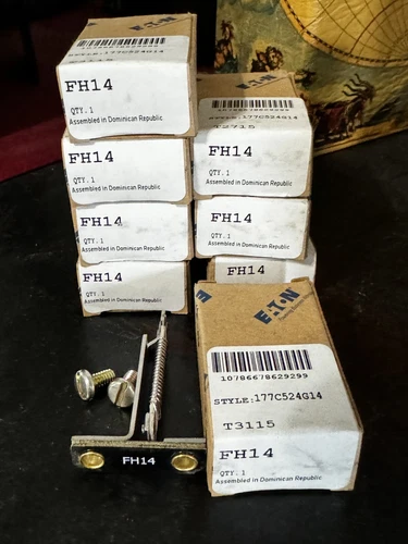 8 Unused F14 Eaton Heater Elements NIB 177c524g14 Quantity Of 8