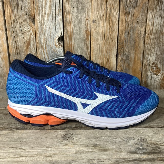 waveknit r2 running shoes