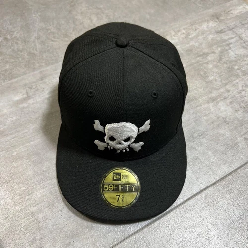 CHAPEAU CRÂNE SUPREME NEW ERA 7 3/8 NOIR
