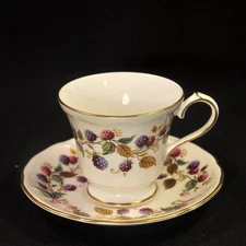 Aynsley Cup & Saucer Bramble Time Purple & Pink Blackberries Gold 1972-2014 HTF