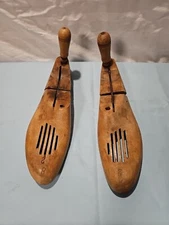 Miller Wood Shoe Tree Form O.A.M.C.O. Stretcher Made in USA 1-Pair Vintage