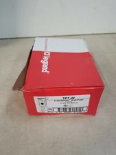 BOX OF 20 PASS & SEYMOUR PLASTIC 1 GANG RECEPTACLE PLATE, WHITE, TP7-W