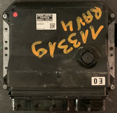 Calculateur Moteur (ECU) Pour Toyota RAV-4 2006 - Réf 8966142C10 - Occasion Bon État