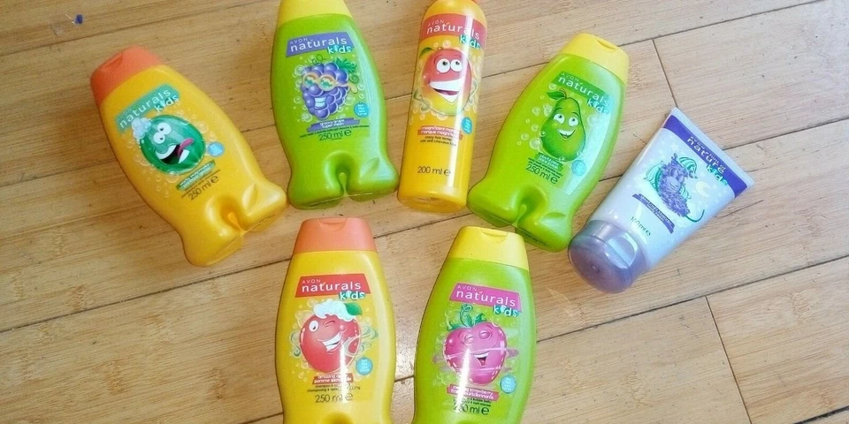 AVON NATURALS KIDS RANGE ** RM POST ONLY**