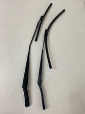 Wischerarm Scheibenwischerarm vorne R+L Paar SKODA Fabia III Kombi NJ 6V1955410B