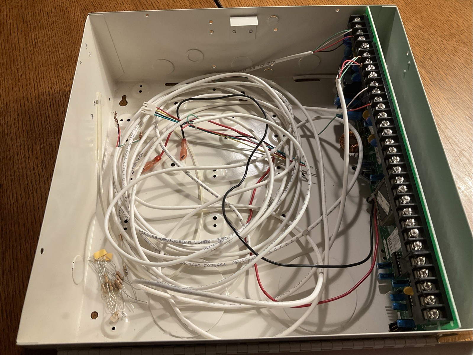 Interlogix NX-8E Alarm Control Kit , Pkg