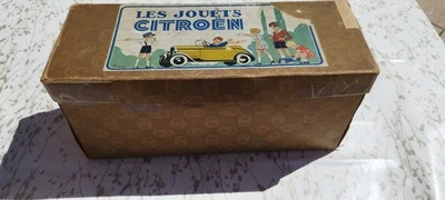 Jouets Anciens Citroën En Plâtre Et Farine, Transport De Tonneaux, 1935, 4-5 Cm