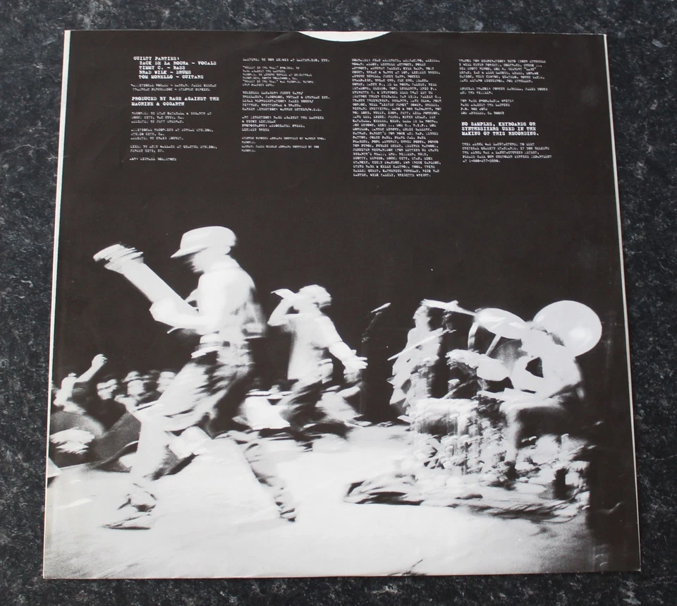 RAGE AGAINST THE MACHINE  1ST EUROPE PRESSING VINYL LP 1992 EPC 472224 1 EX+ - Image 3 of 4